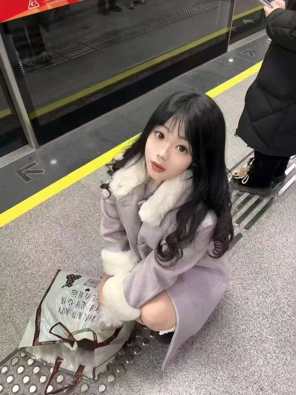 142435