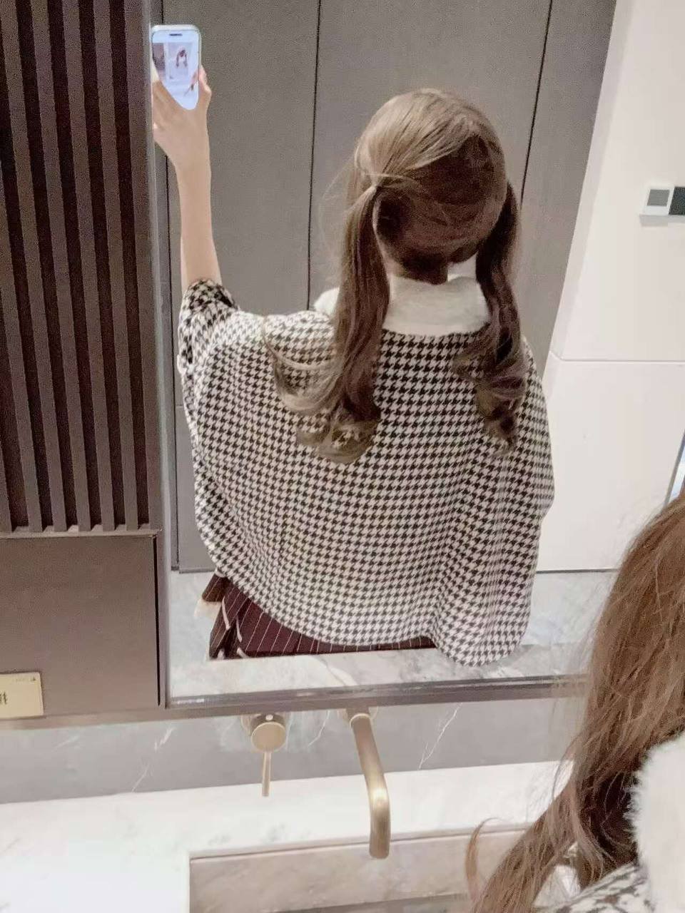 142664