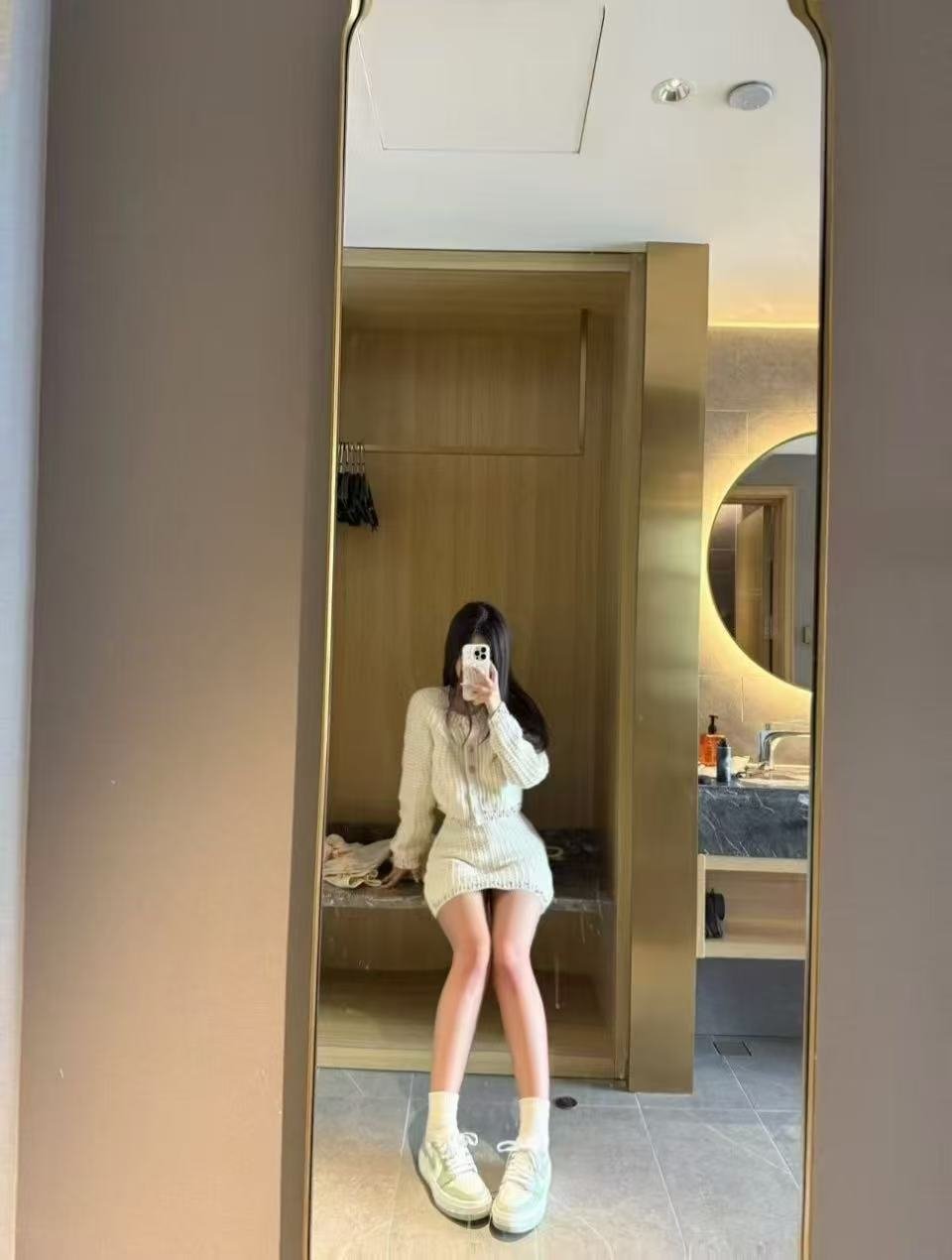 142730