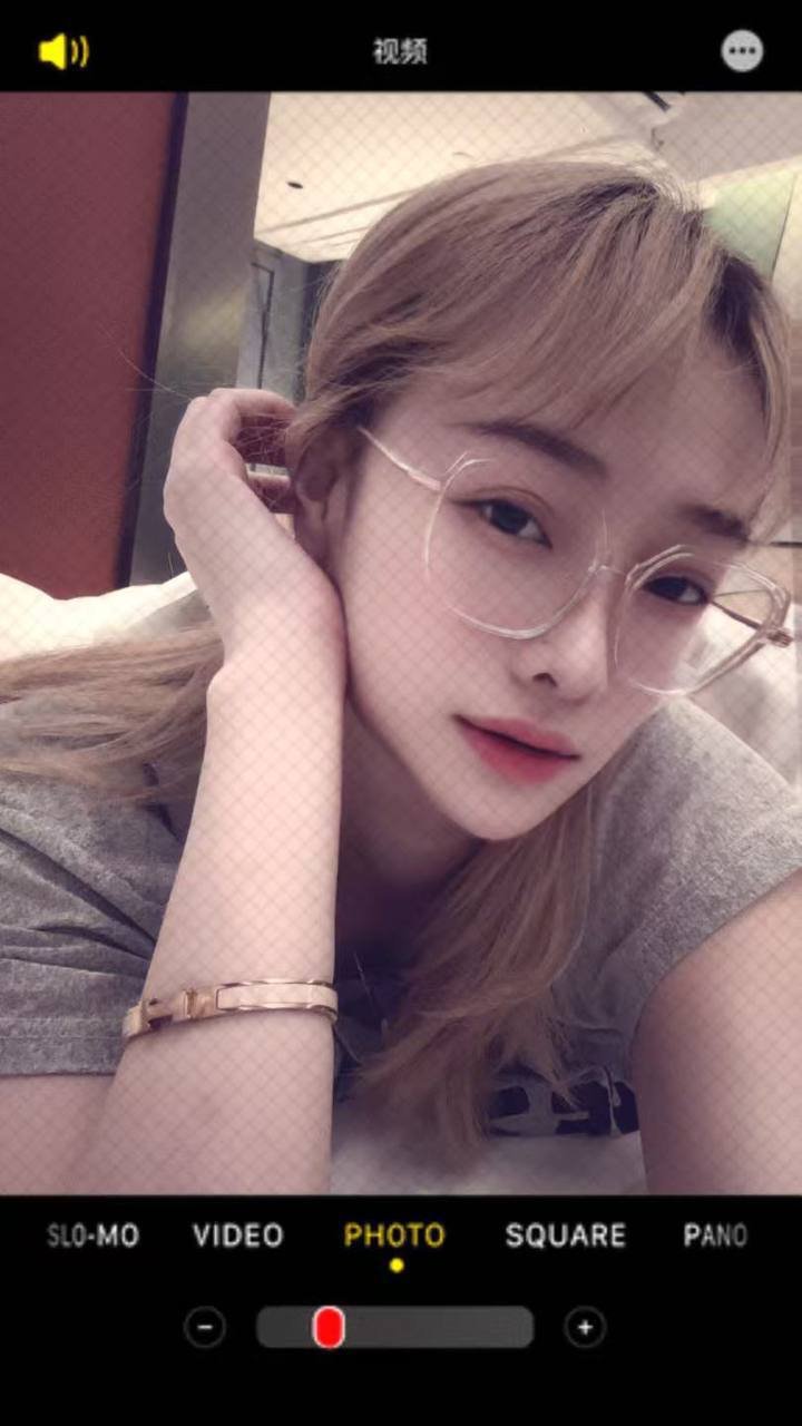 142811