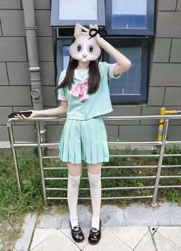 142860