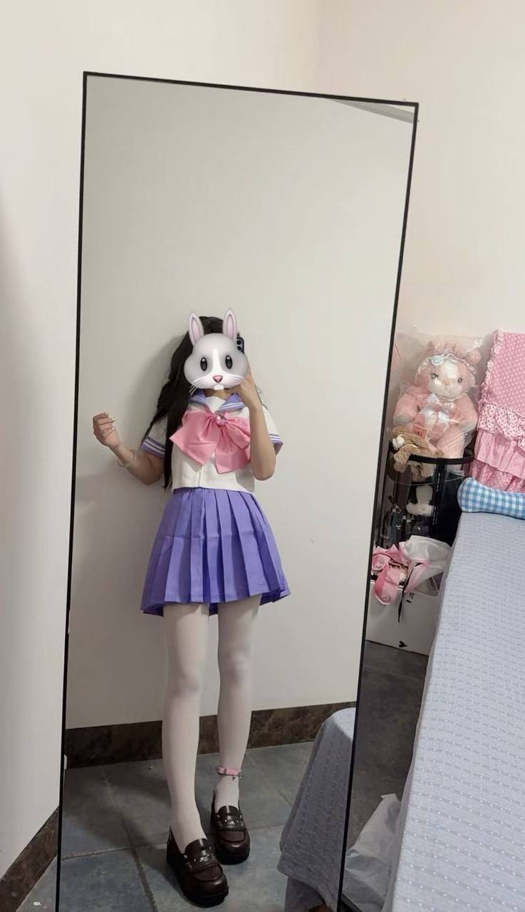 142890