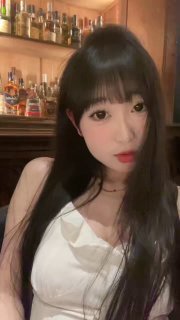 143042