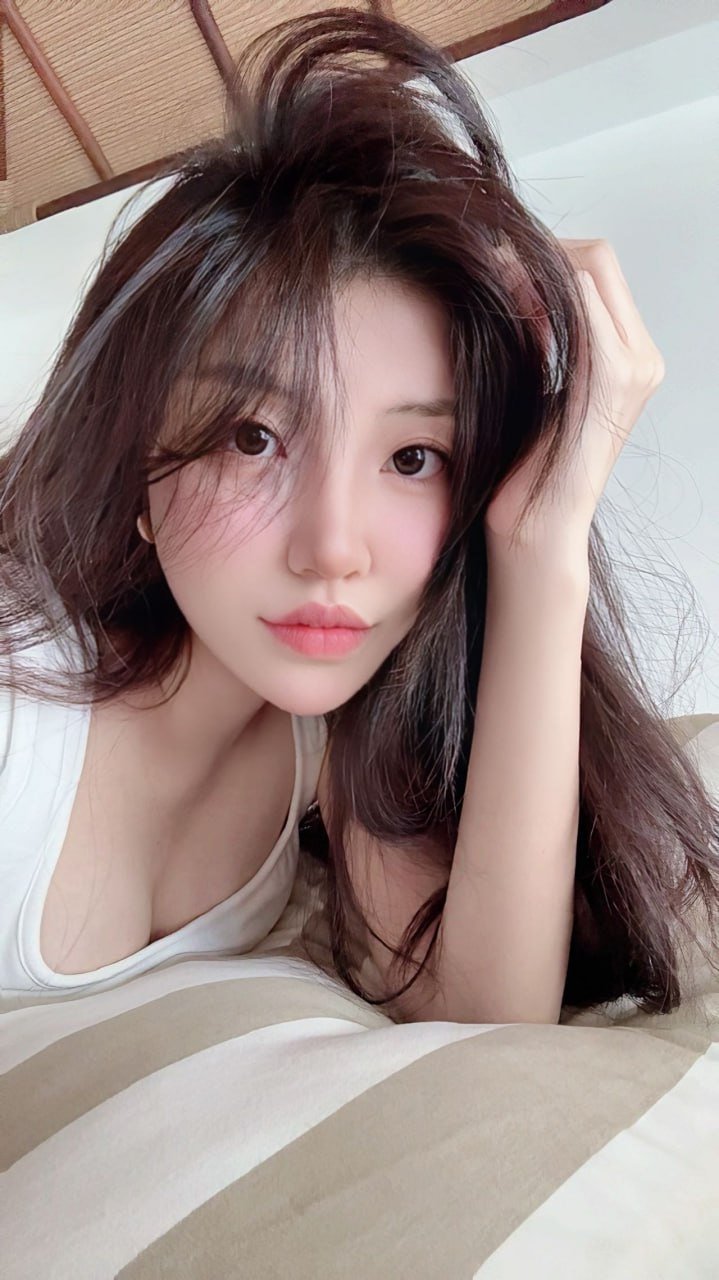 143050