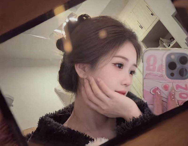 143102