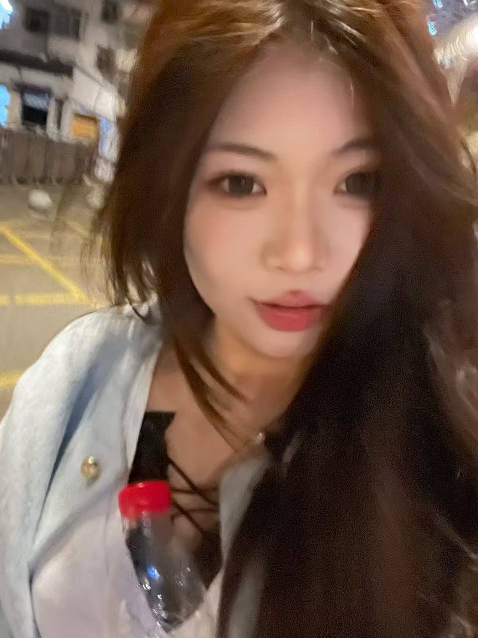 143523