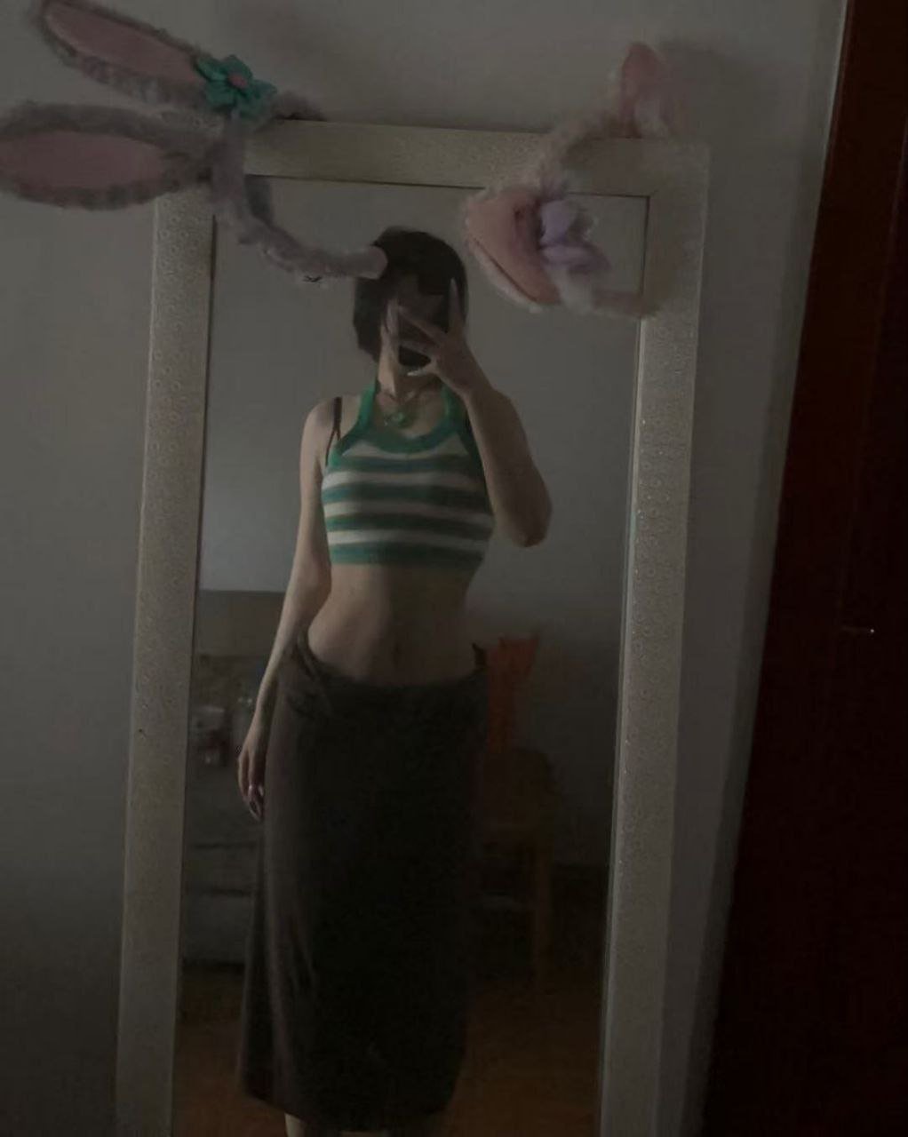 143571