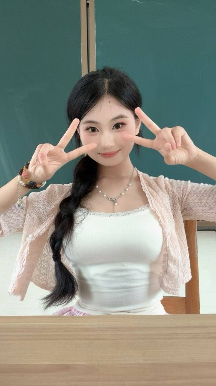 143590