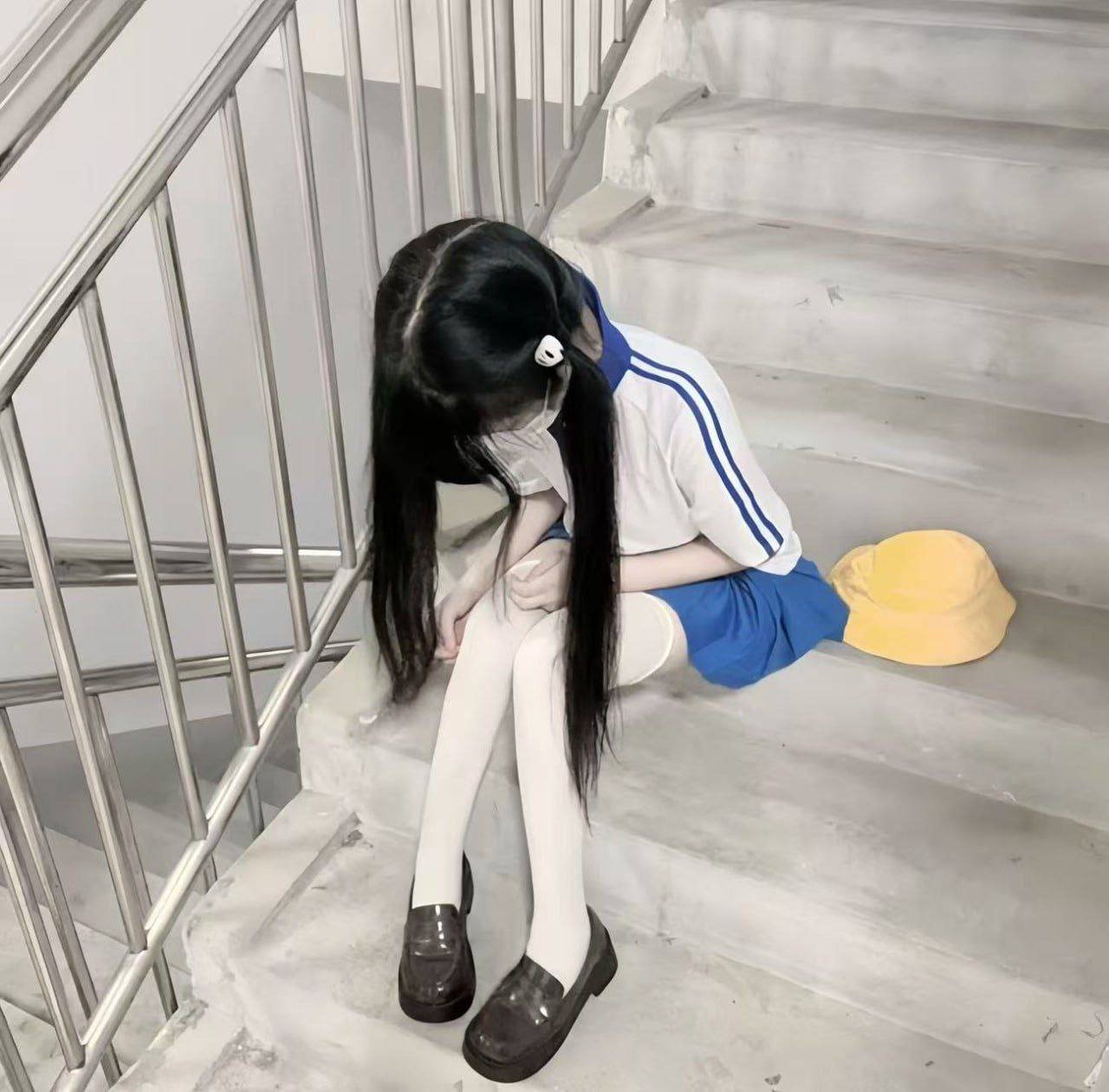143607