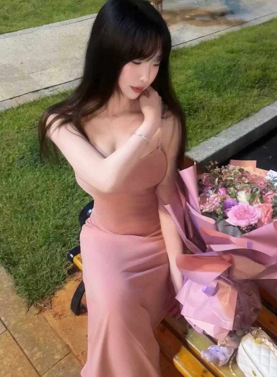 143611