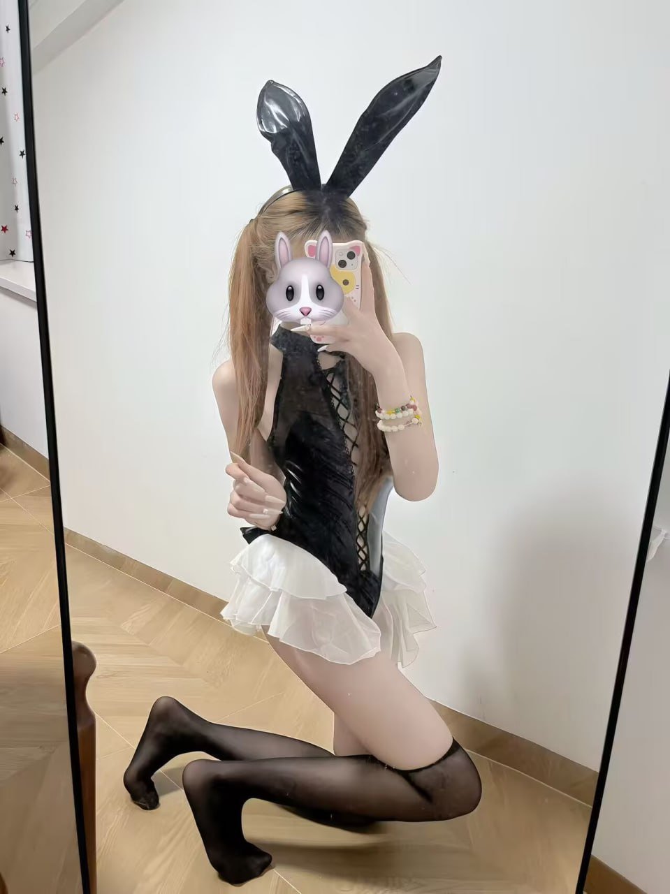 143712