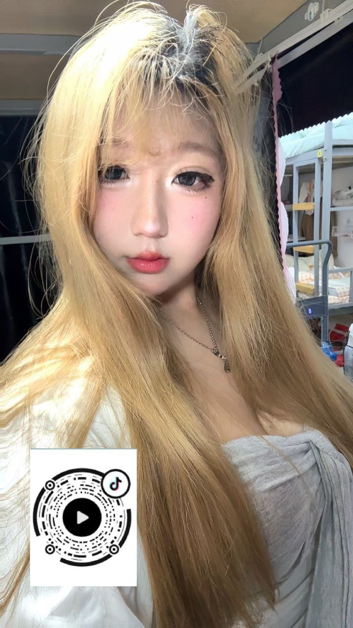 144032