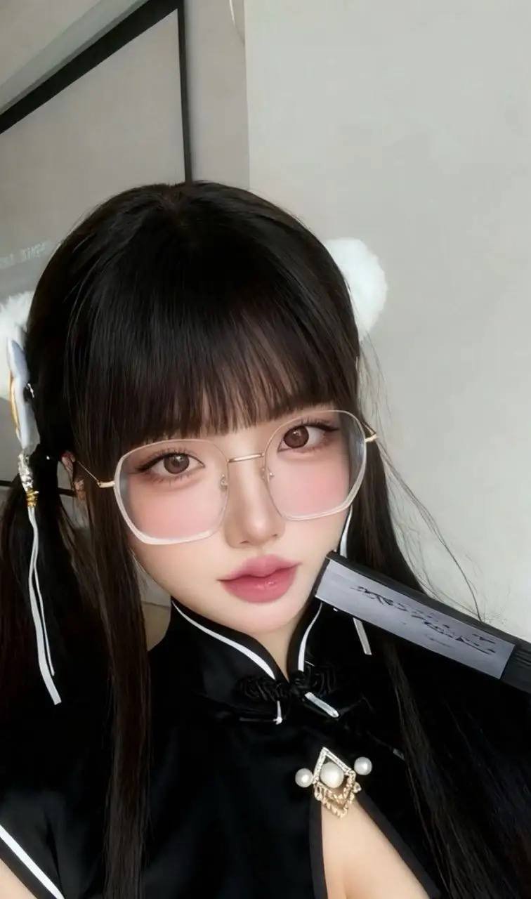 144104