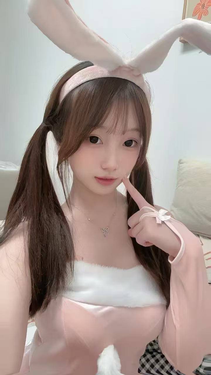 144113
