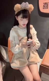 144123