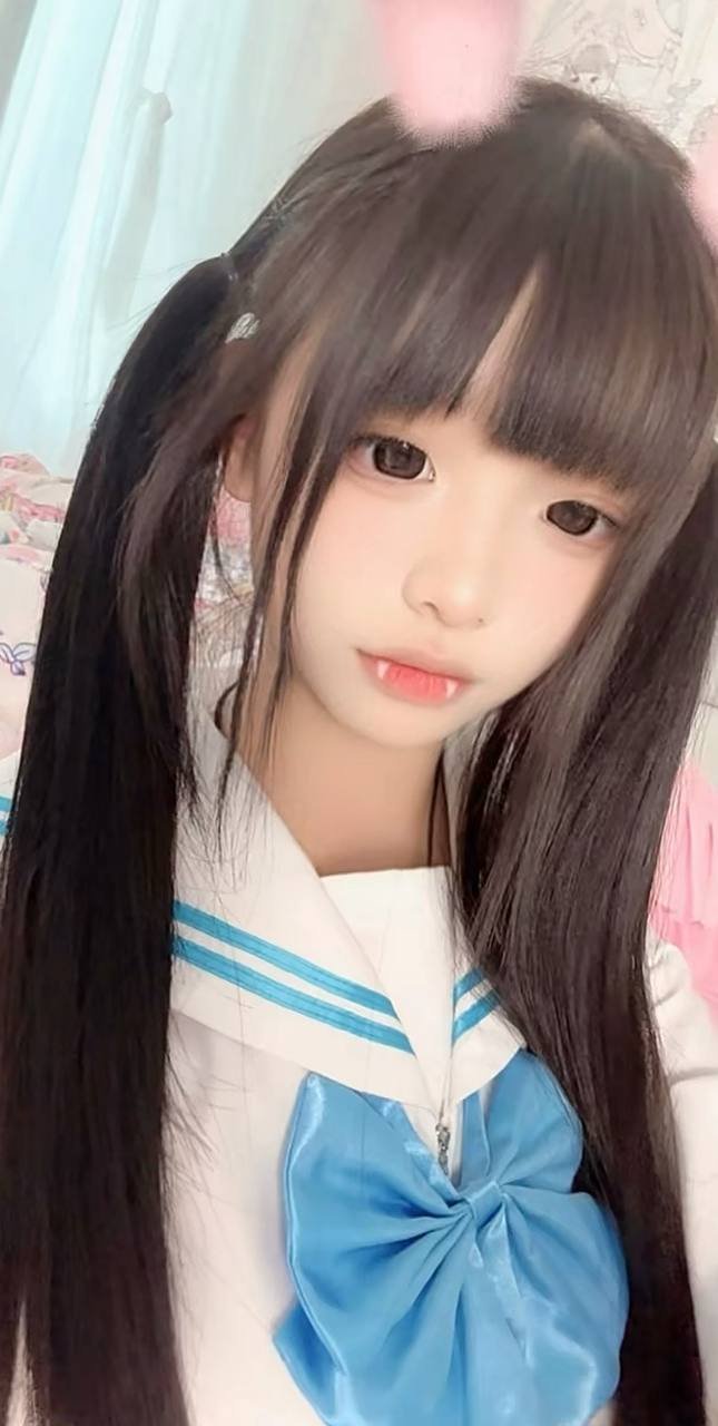 144123