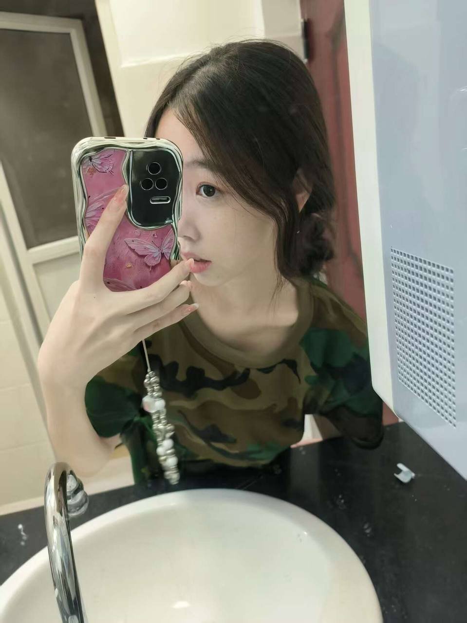144252