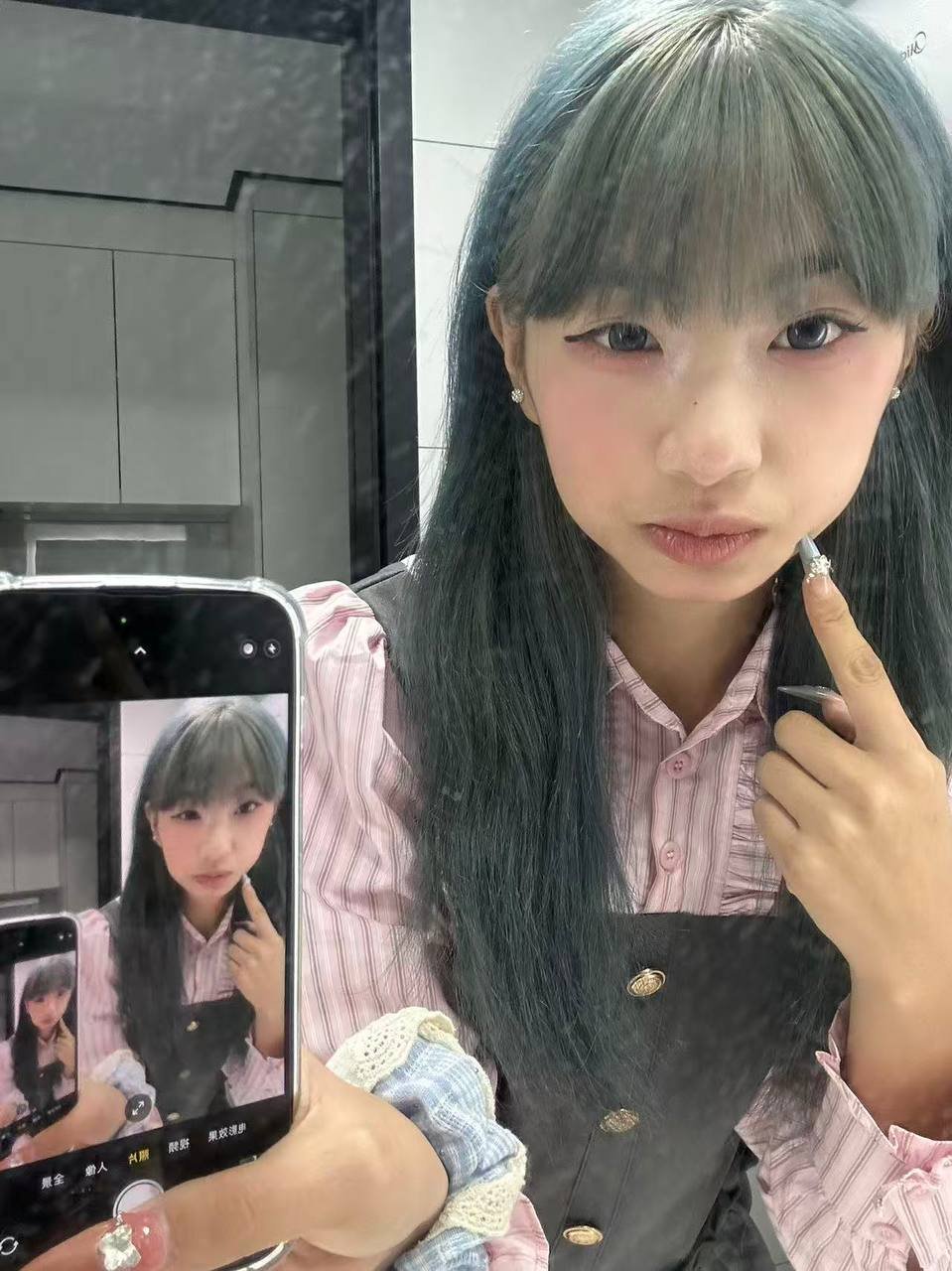 144745