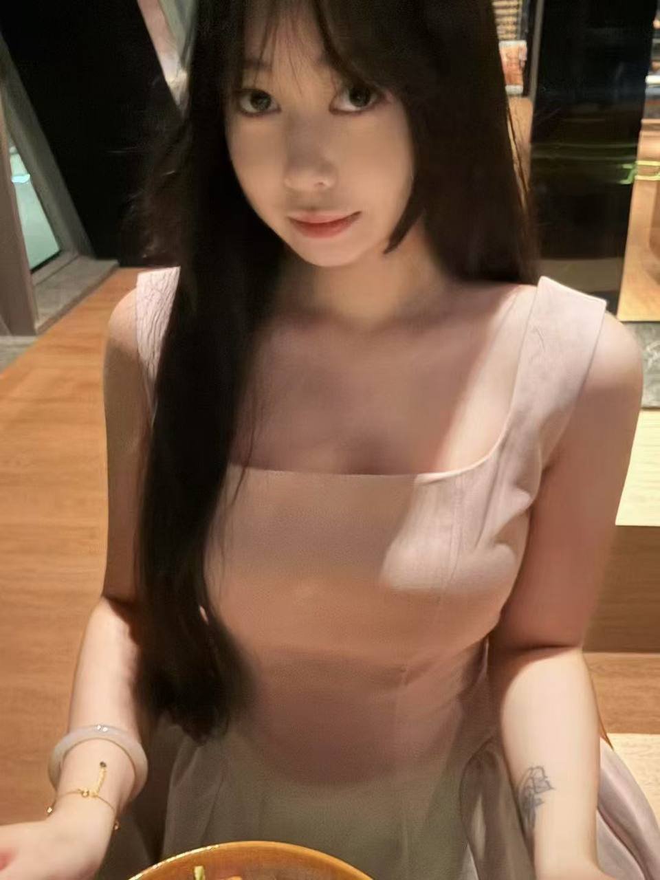 145634