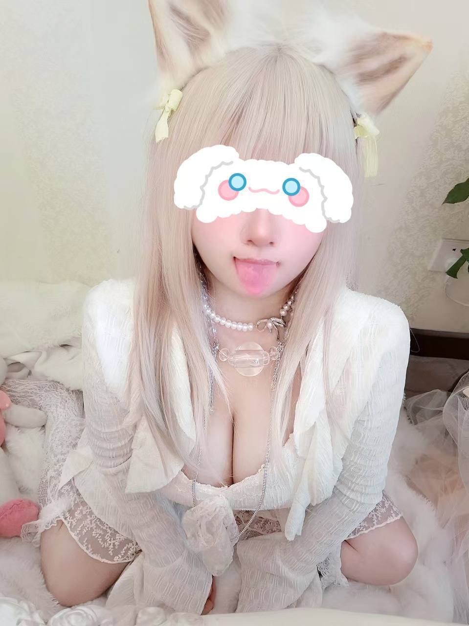 146743