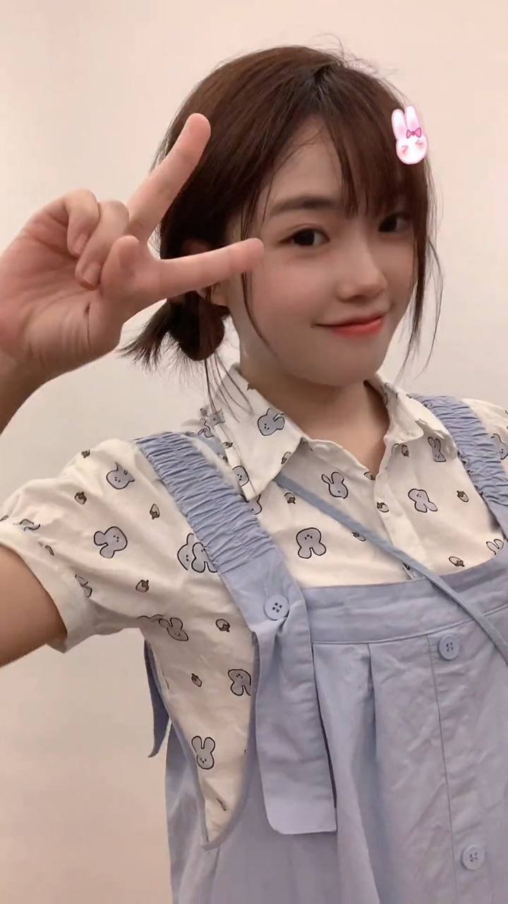 147049
