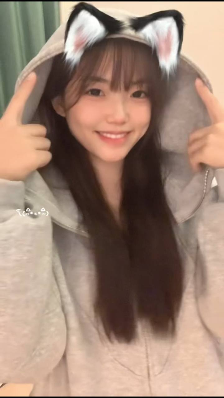 147049