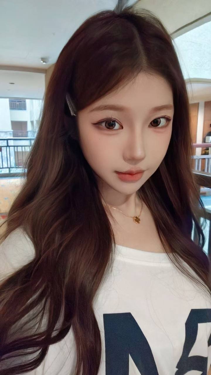 147087
