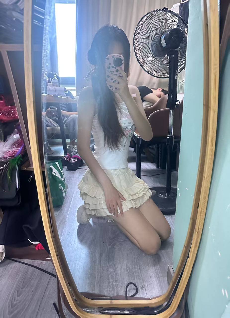 147103