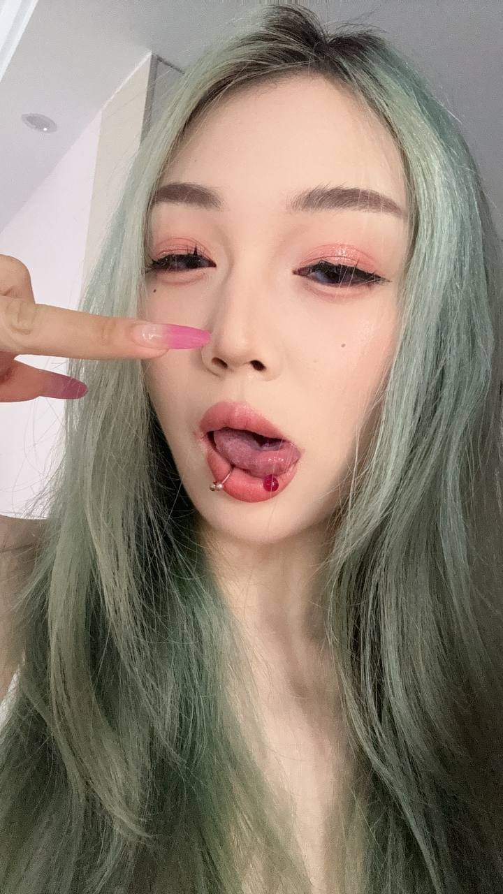 147403