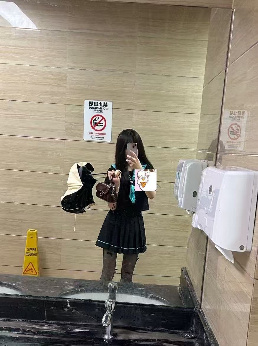 147559
