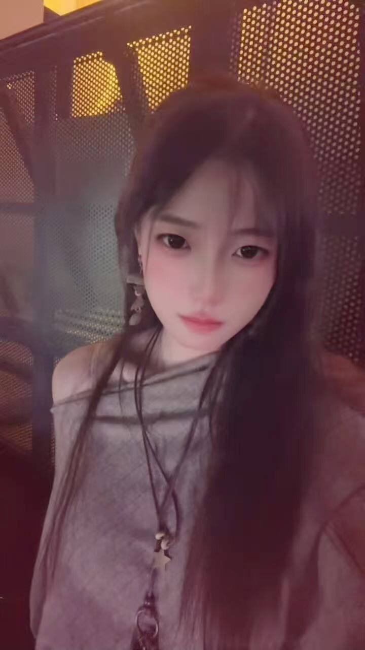 147829