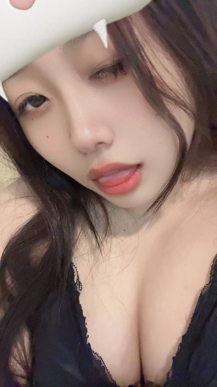 148006