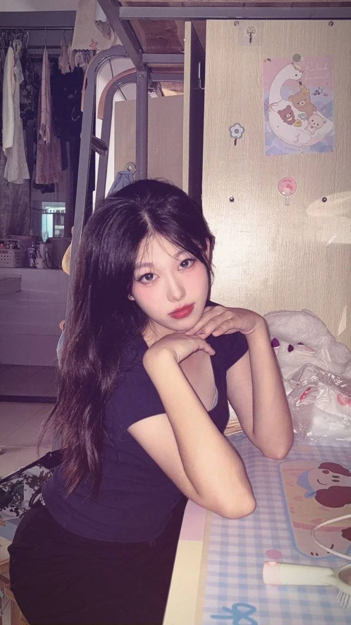 148054
