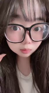 148102