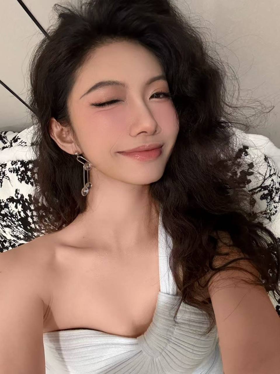 148548