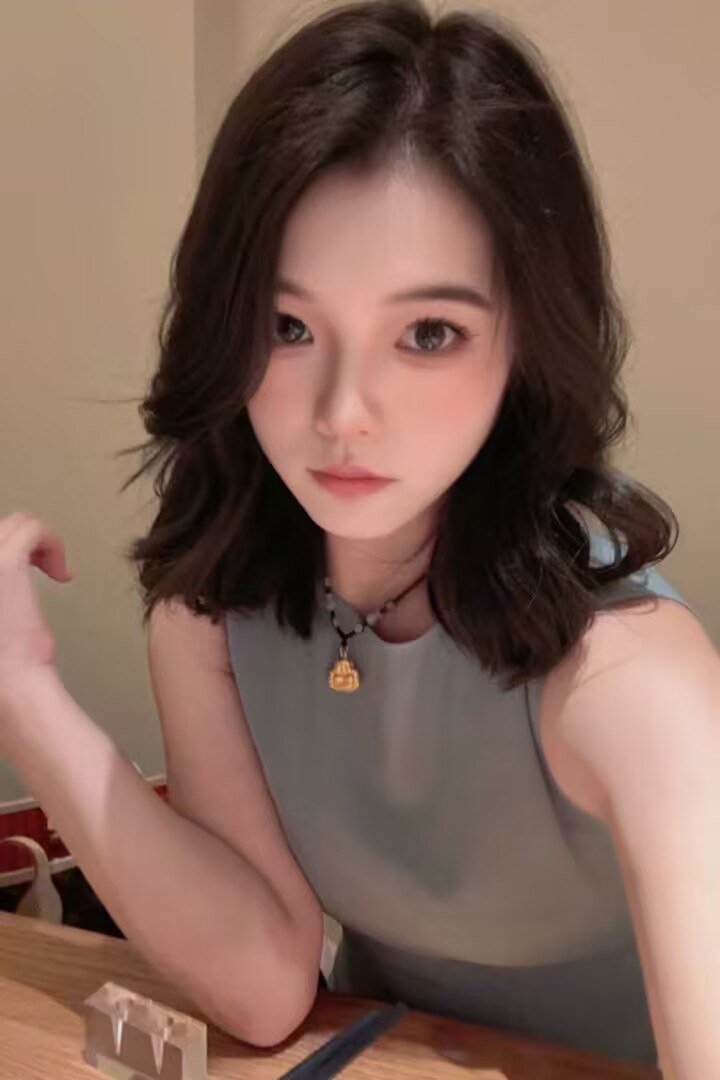 148643