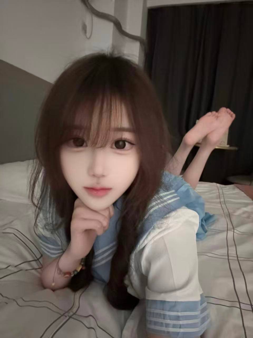 148715