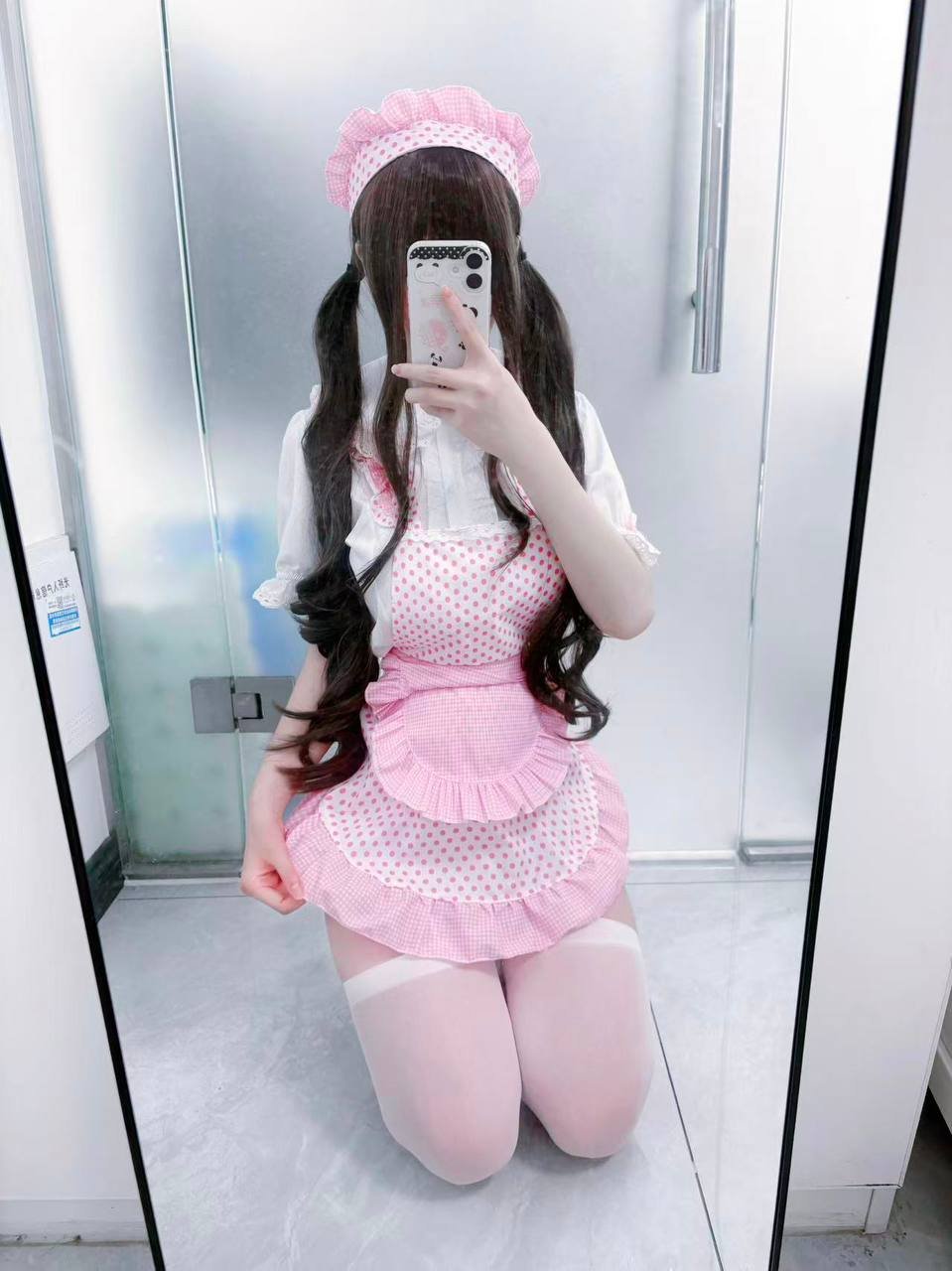 148715