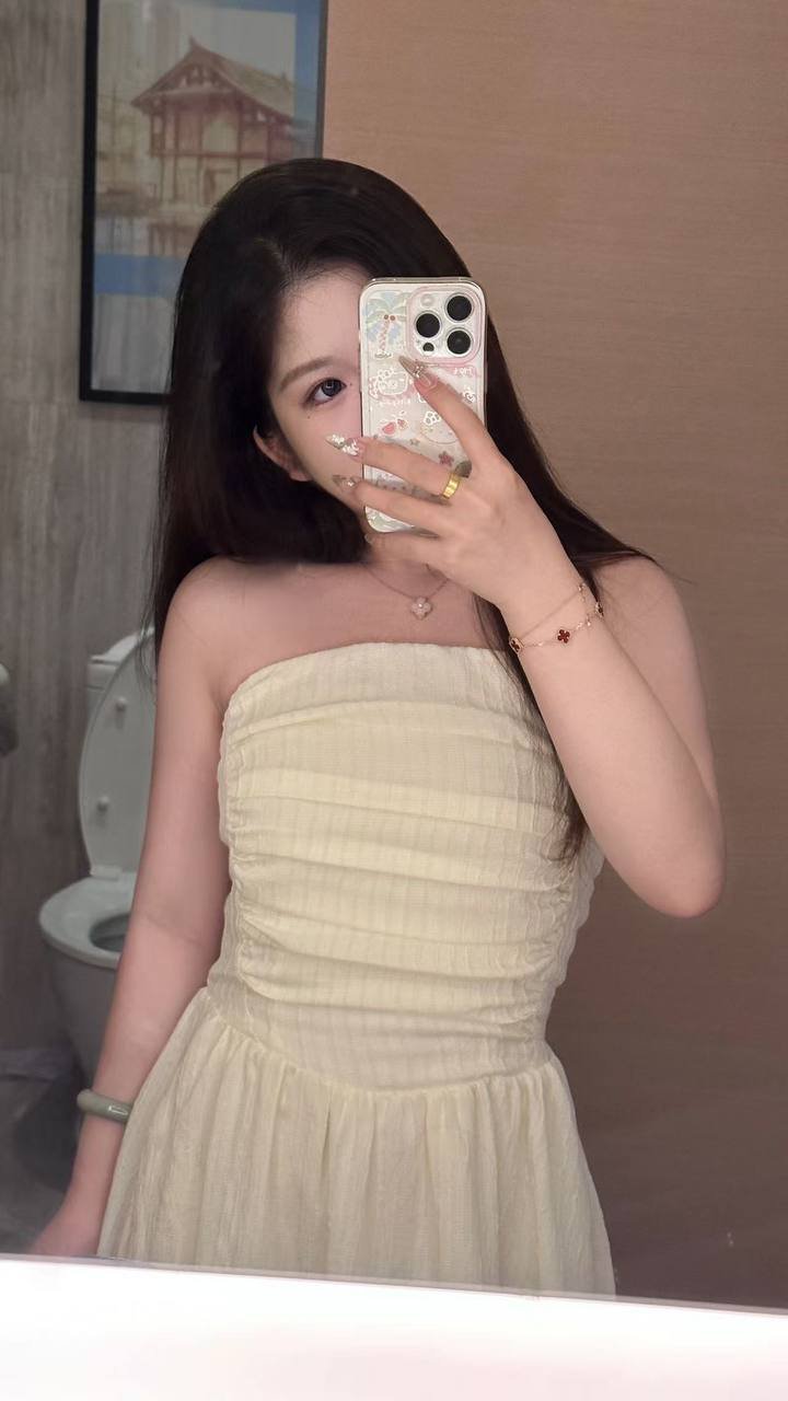 149041