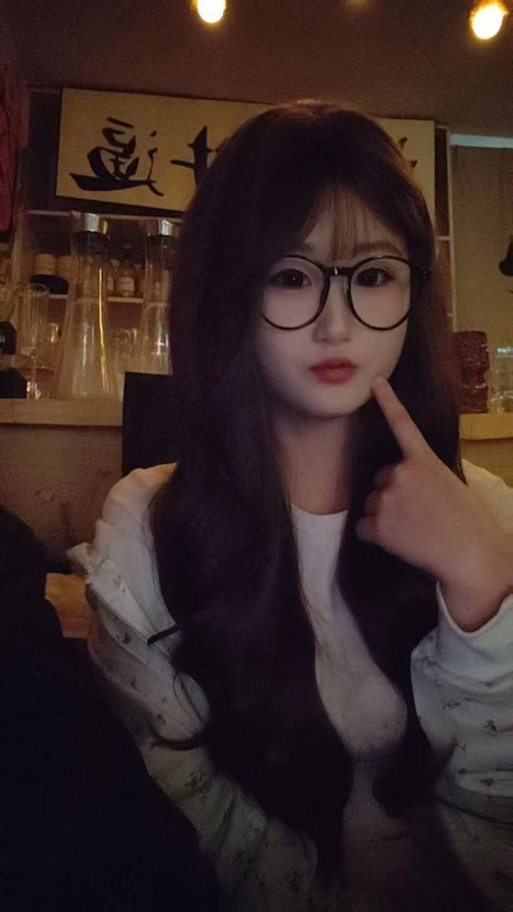 149379