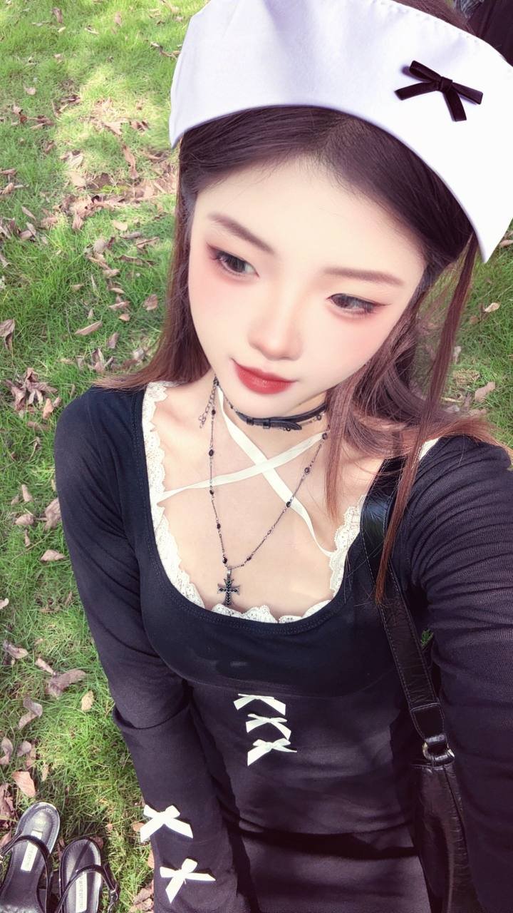 149715
