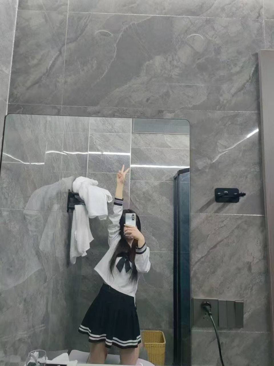 150450