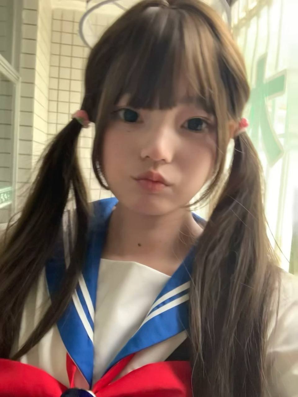 150572