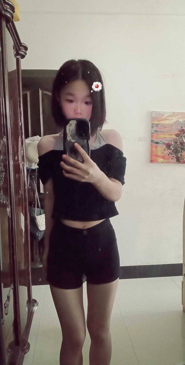 150858