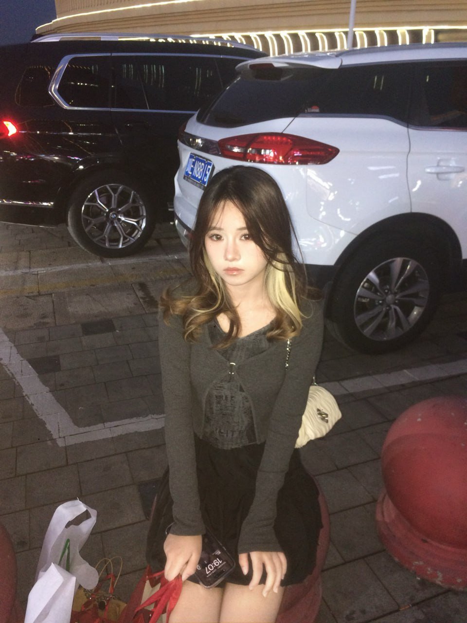 151002