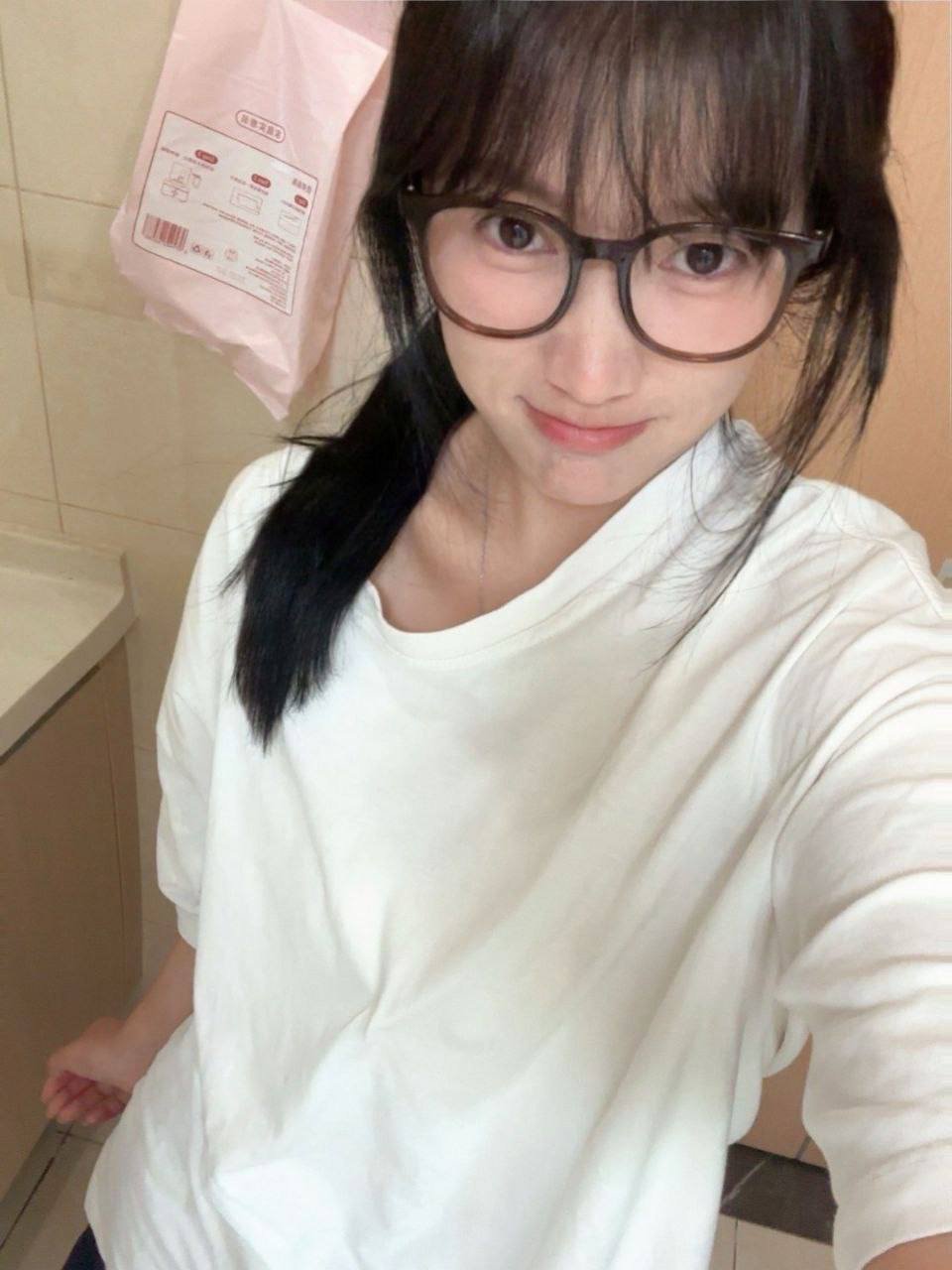 151060