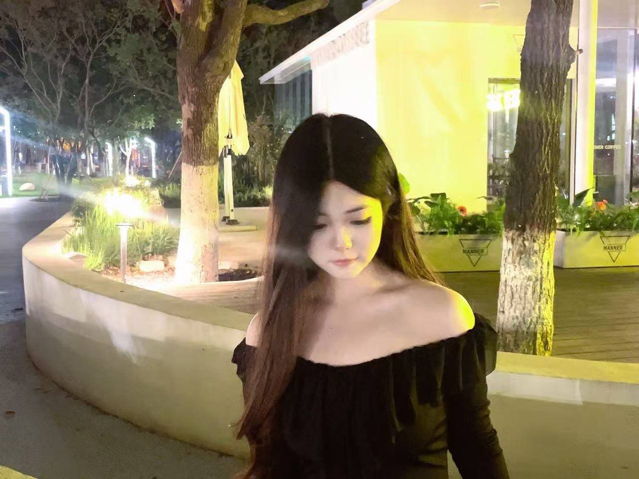 151062