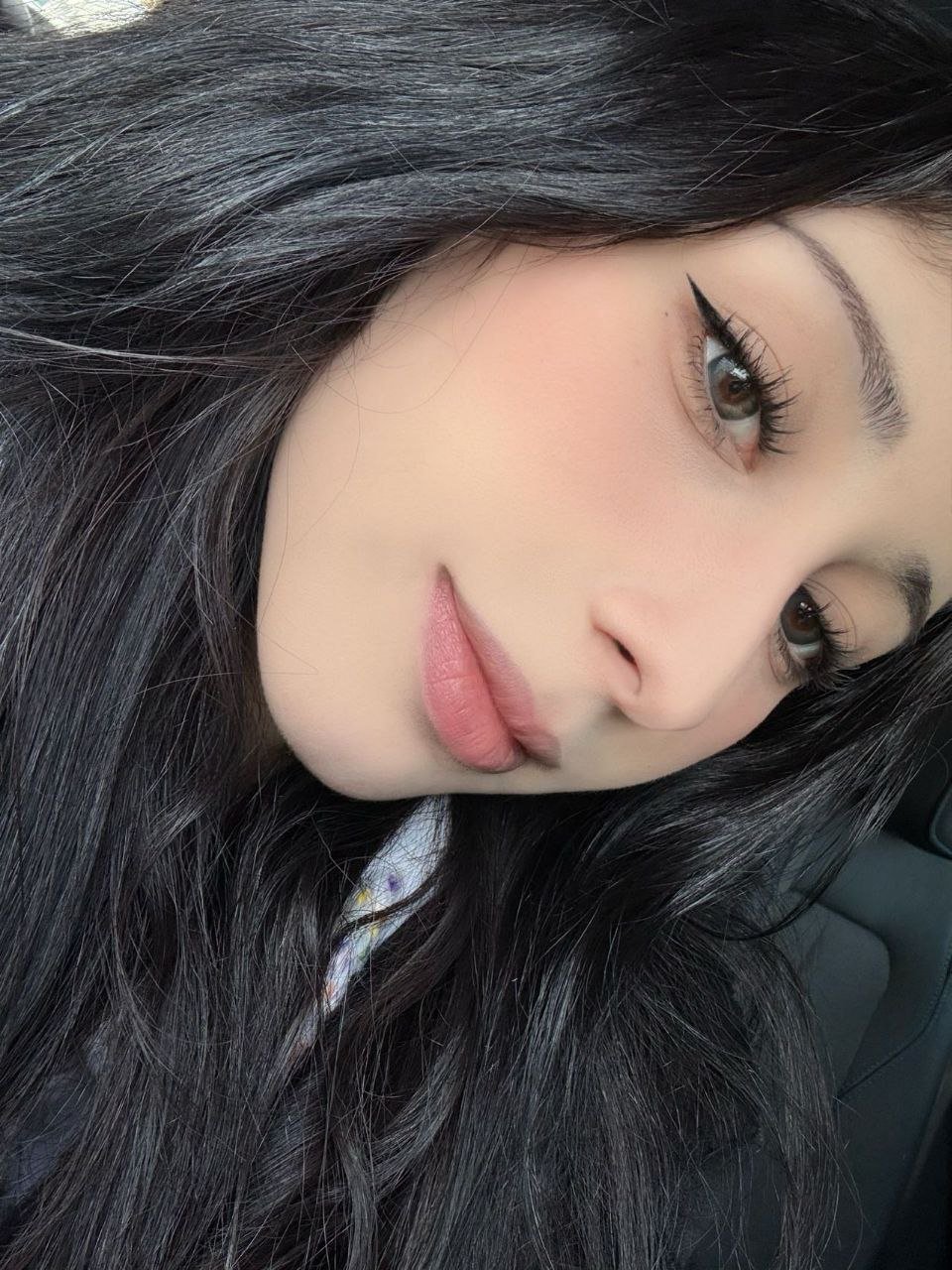151082