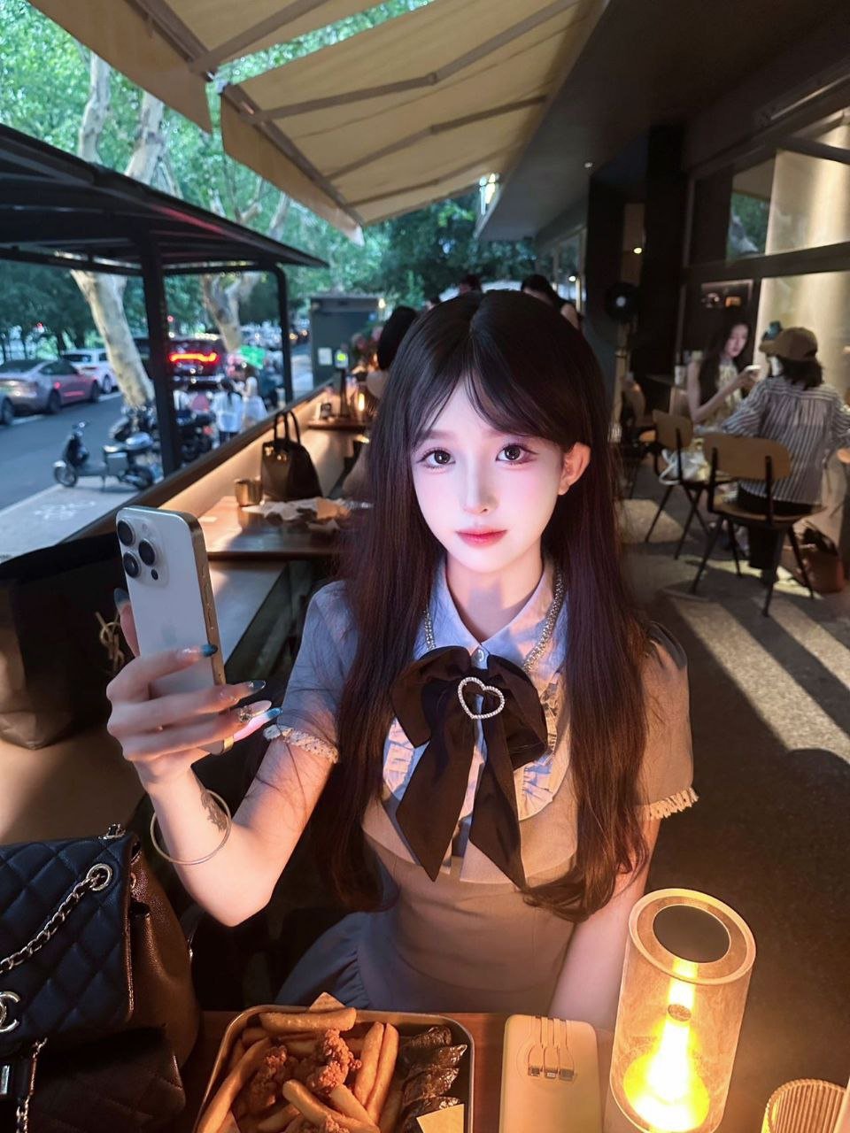 151090
