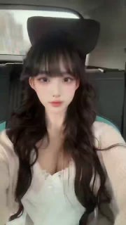 151090